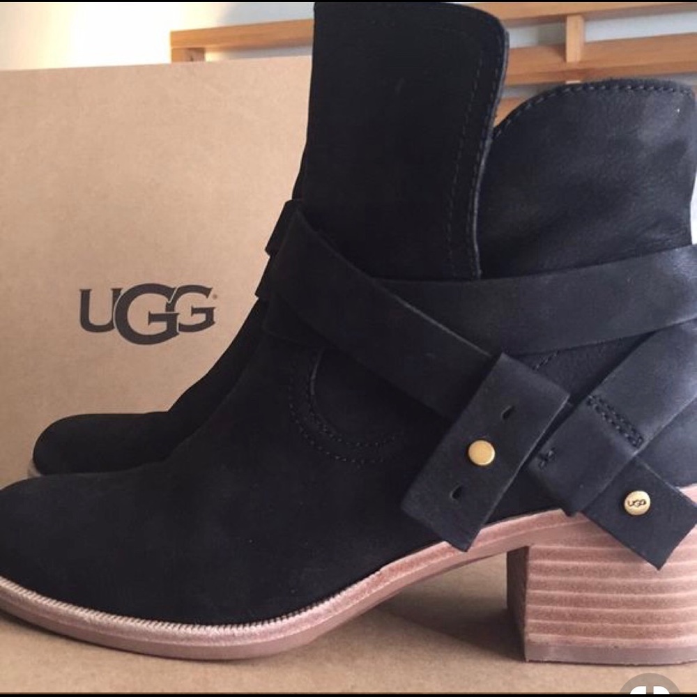 Elora UGG booties new in box 9.5 Black
